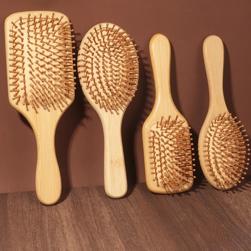 Natural bamboo paddle comb - natural,